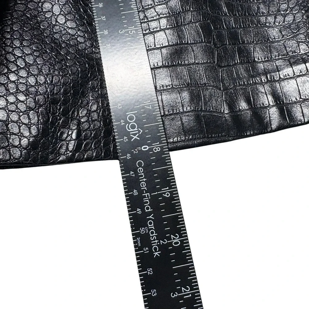 Calvin Klein Mini Skirt 2 Black Faux Leather Crocodile Embossed High Waist - Picture 7 of 7